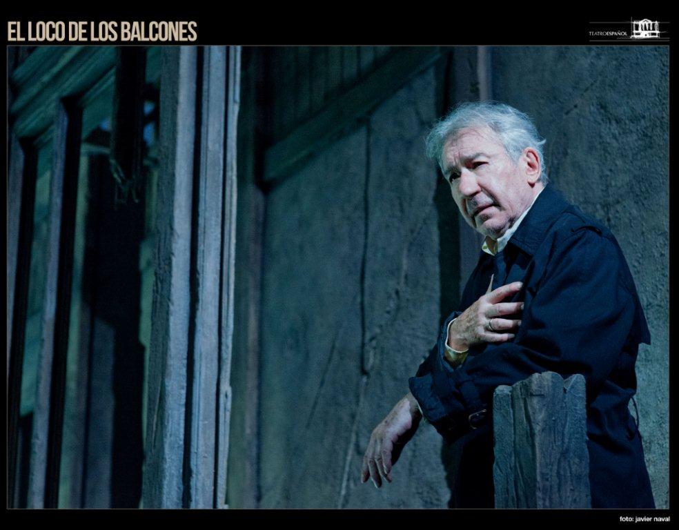 loco_balcones_escena_06